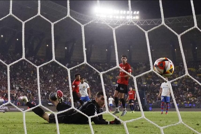 Super Cup Final: Barca To Face Real Madrid After 2-0 Win Over Osasuna