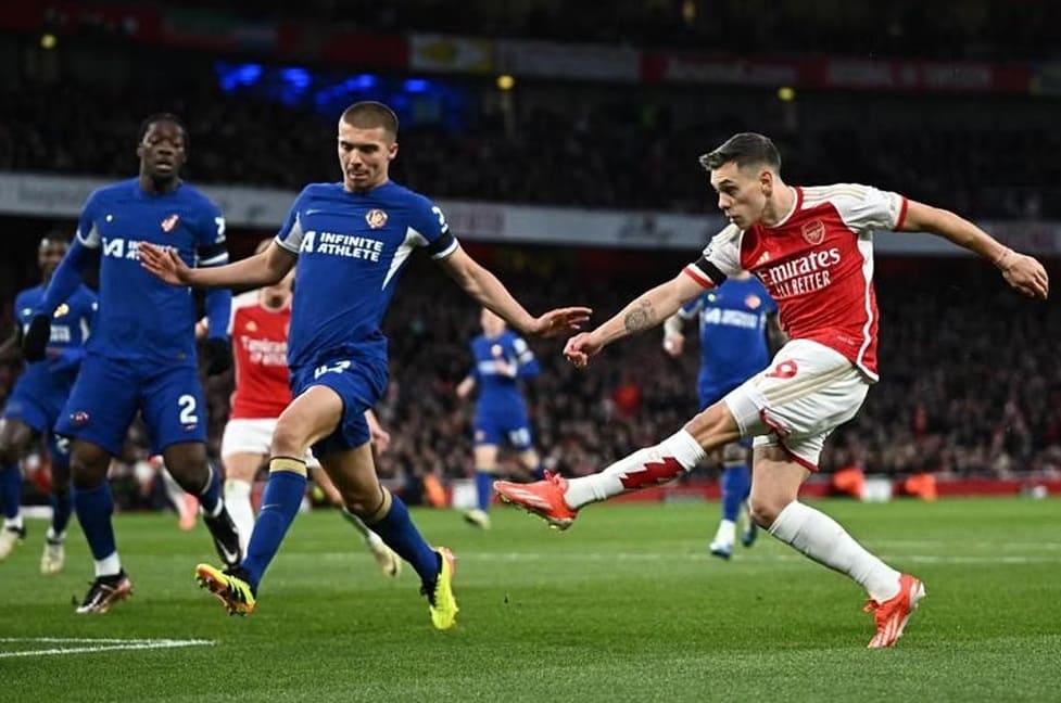 Arsenal 5-0 Chelsea: Arsenal Demolish Chelsea in Premier League Lead