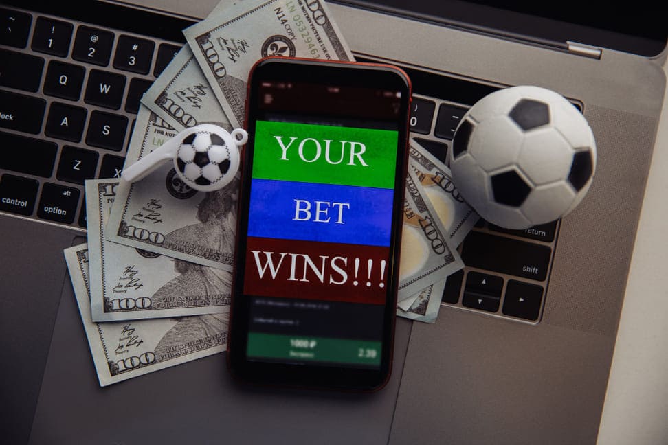 Maximizing Your Wins: How to Effectively Use Betting Tips in Sports Betting