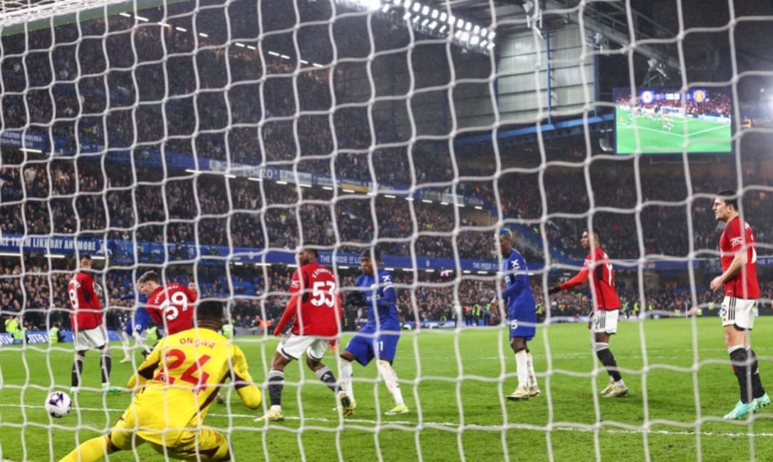 Palmer’s Late Heroics Secure Dramatic 4-3 Win for Chelsea Over Manchester United