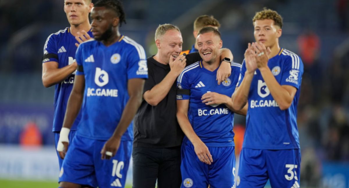 Leicester City 1-1 Tottenham: Vardy Strikes Late to Secure a Draw