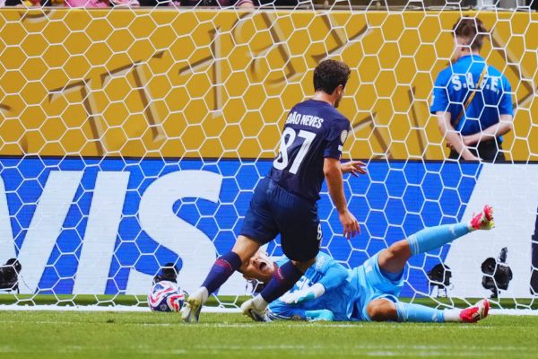 Joao Neves gives PSG the lead