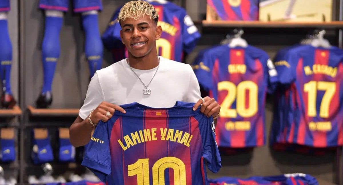Lamine Yamal Inherits Barcelona Iconic No. 10 Jersey From Legends